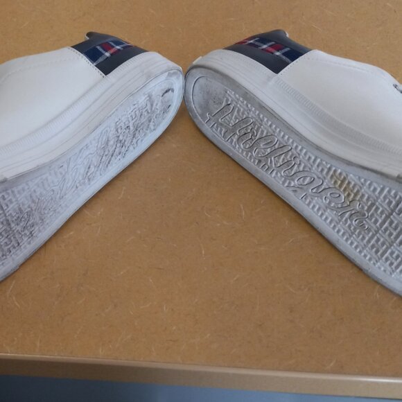 Tommy Hilfiger Mens 9.5 - Picture 7 of 7